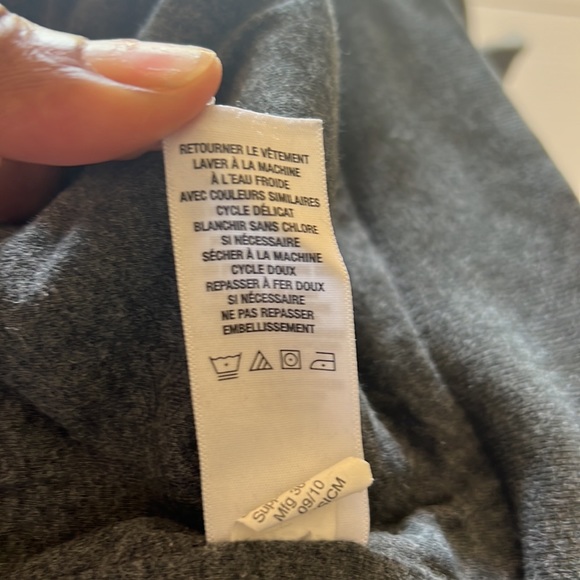 Warm cozy sweater hoodie. - Picture 6 of 6